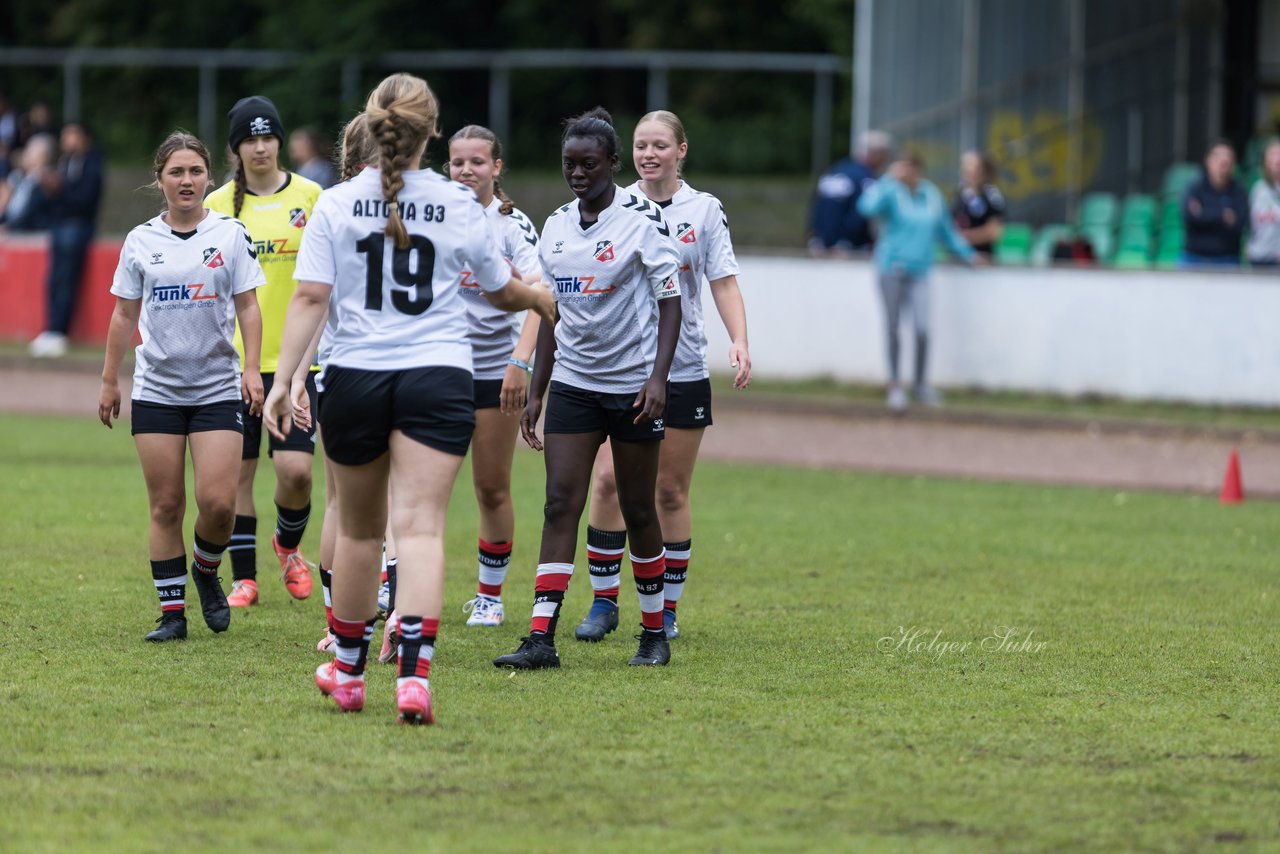 Bild 387 - Loewinnen Cup